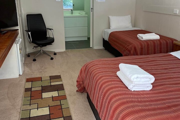 Room 15 of 68