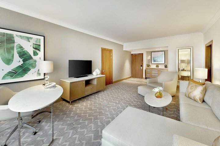 Room 11 of 117