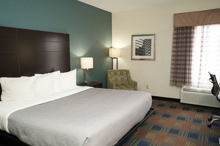Room 20 of 49
