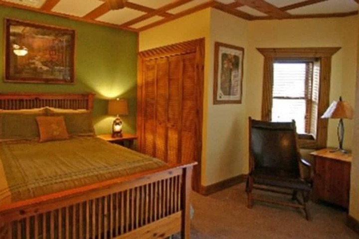 Room 16 of 72