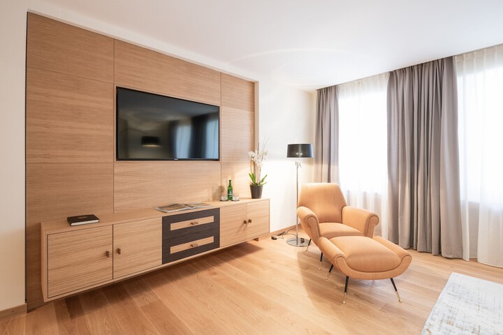 Room 15 of 41