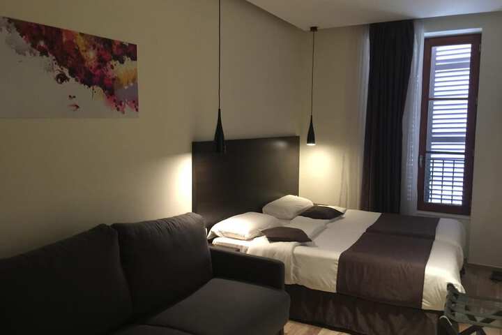 Room 18 of 52