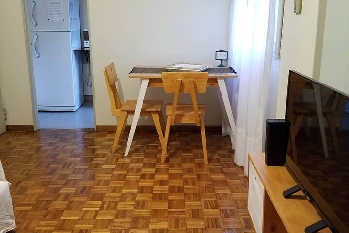 Room 16 of 19