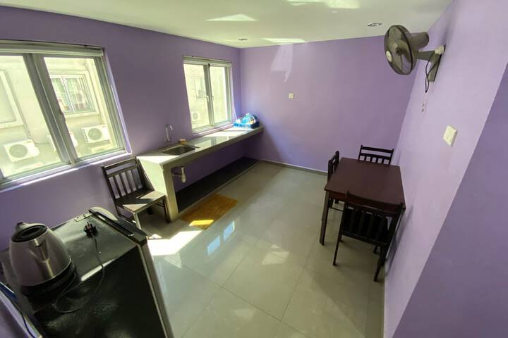Room 17 of 31