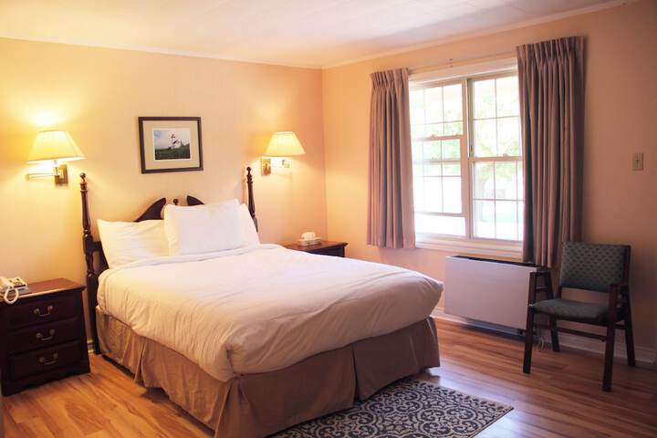 Room 2 of 31