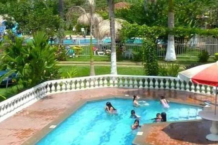 Pool 20 of 52
