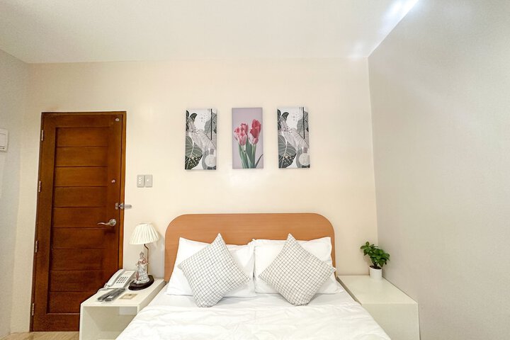 Room 13 of 43