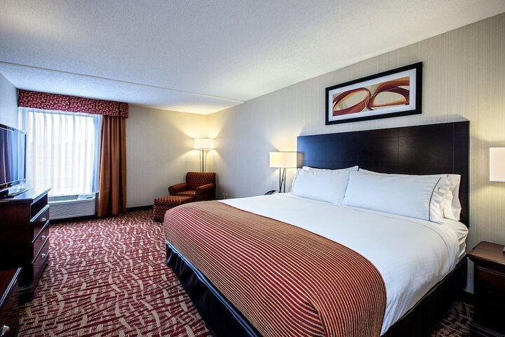 2 Queen Beds (1 of 5)