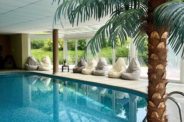 Pool 29 of 55