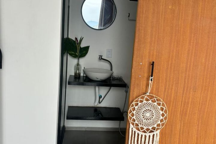 Room 14 of 15