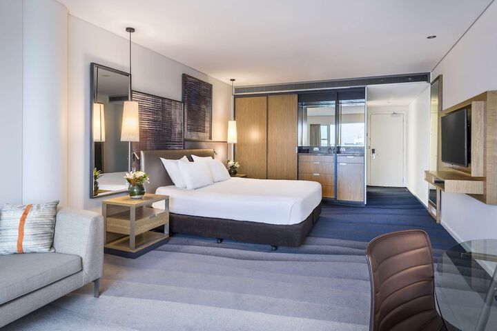 Room 14 of 110