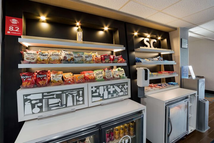 Snack bar