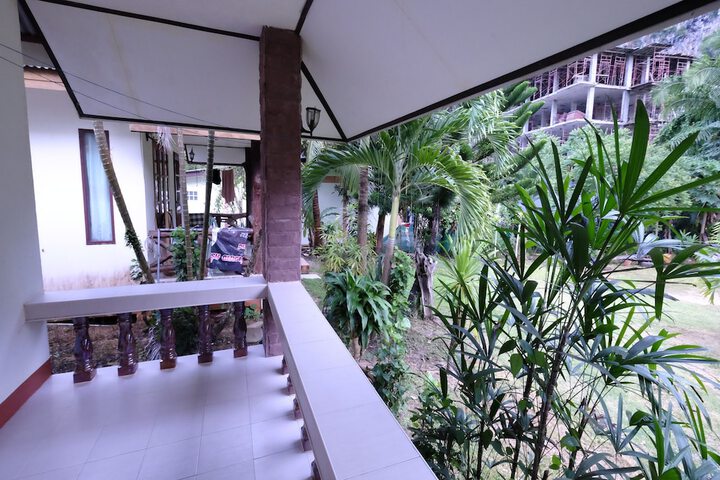 Room 7 of 25