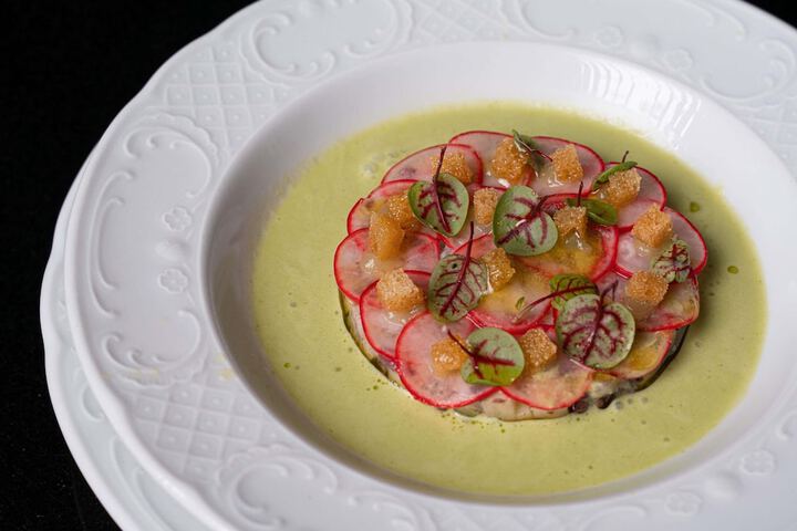 Dining 227 of 310