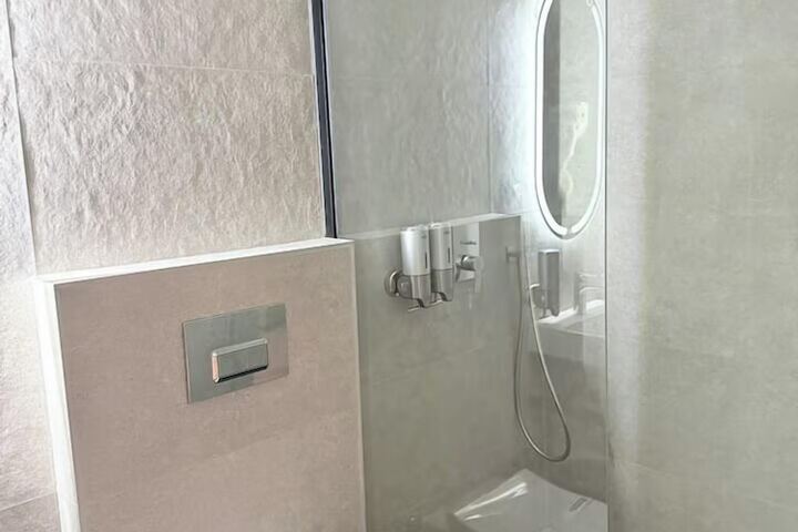 Room 150 of 222