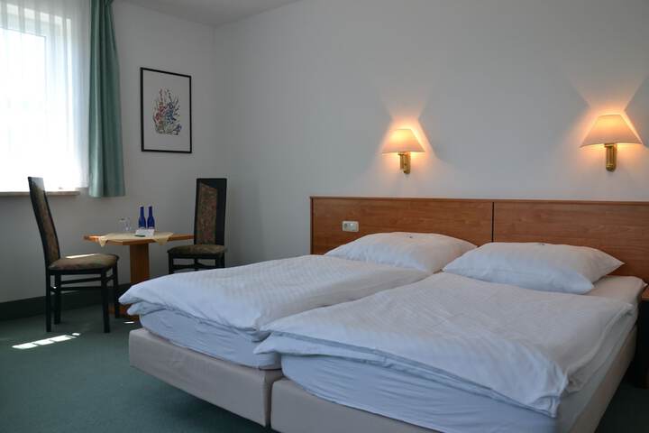 Room 8 of 46