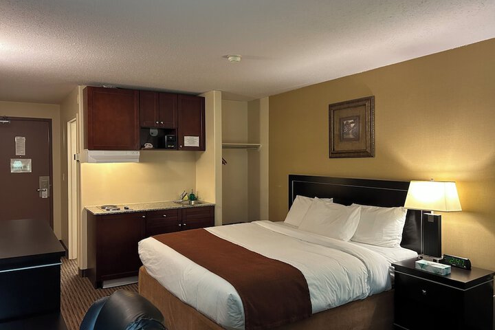 Room 16 of 51