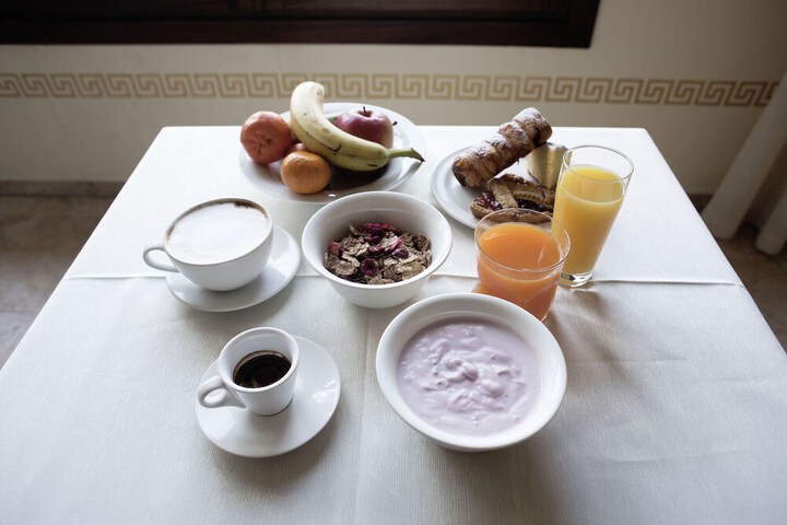Breakfast/Coffee Service 43 of 71