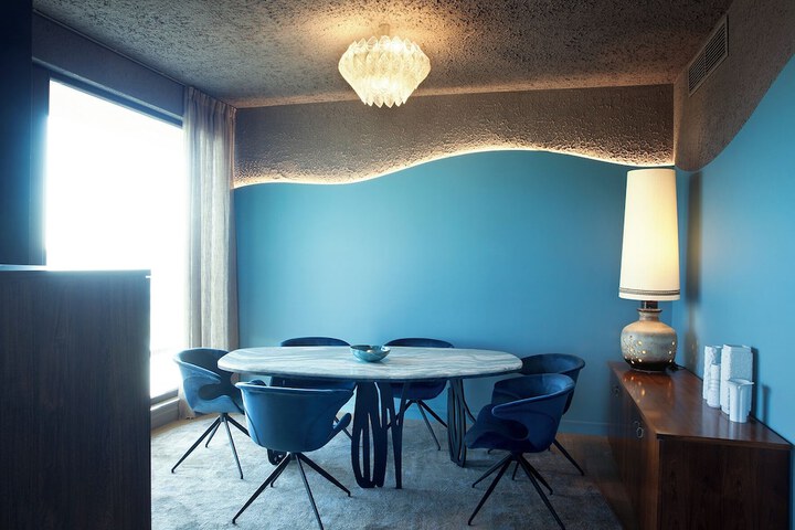 Room 32 of 257