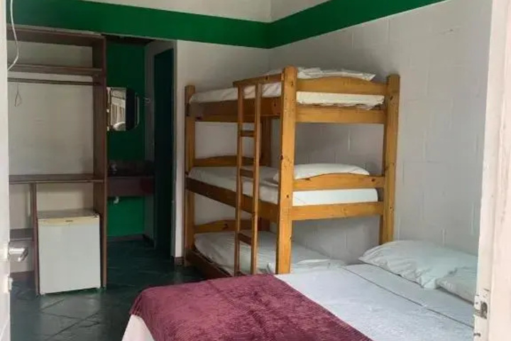 Room 11 of 13