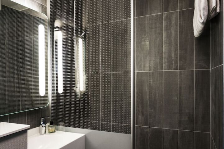 Clean Restrooms