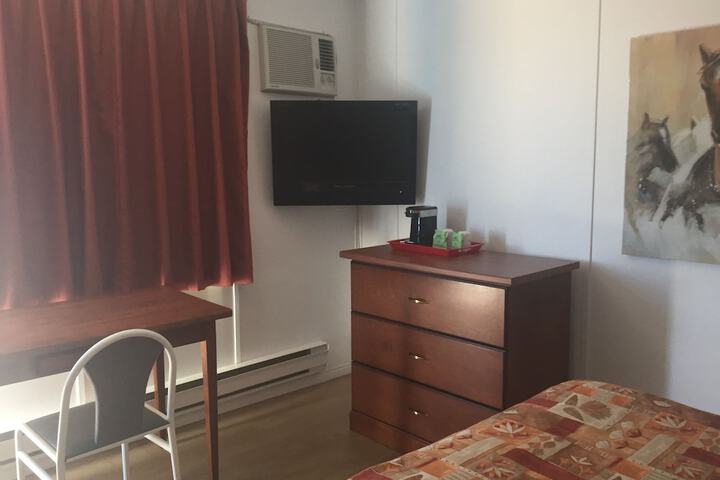 Room 10 of 36