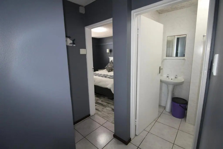 Room 3 of 4