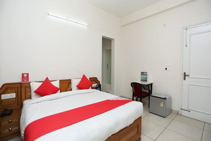 Room 14 of 29