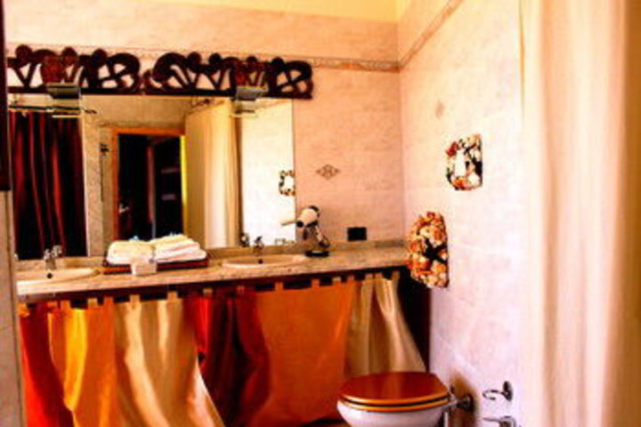 Room 12 of 191