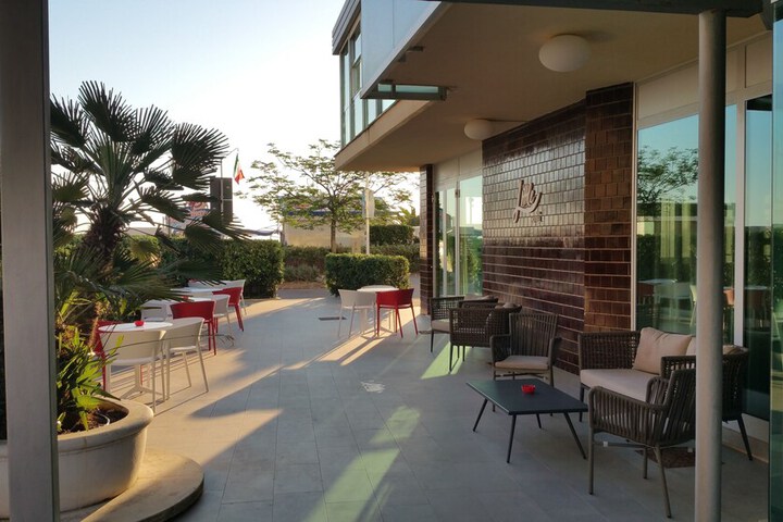 Hotel 134 of 139