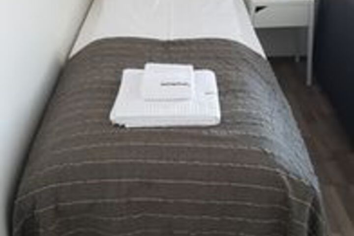 Room 3 of 12