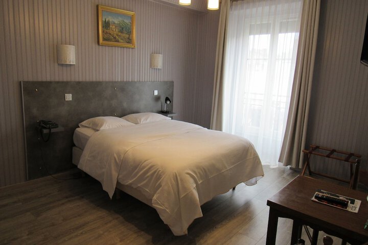 Room 7 of 30