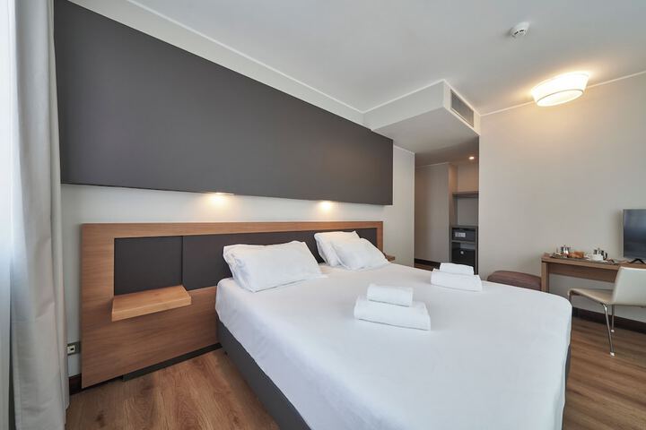 Room 5 of 26