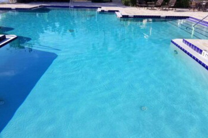 Pool 13 of 23