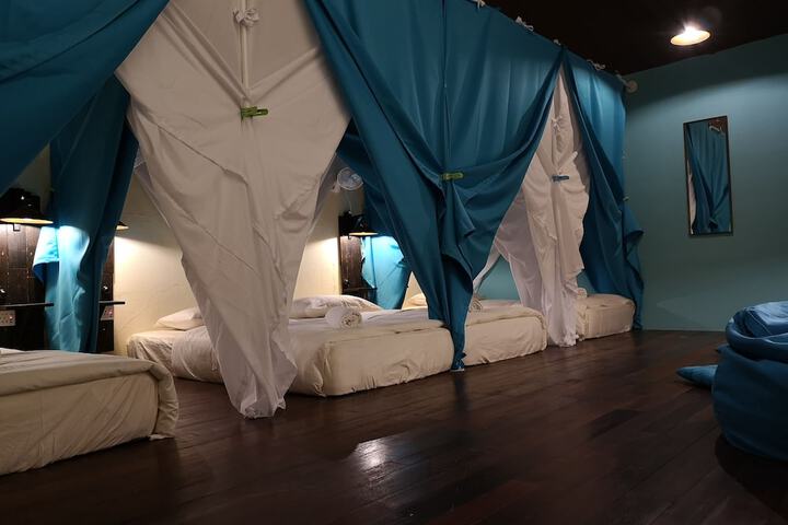 Room 20 of 49