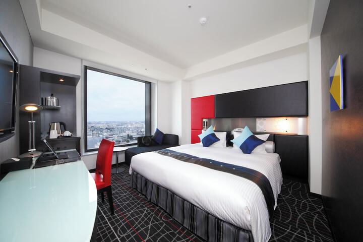 Room 10 of 62