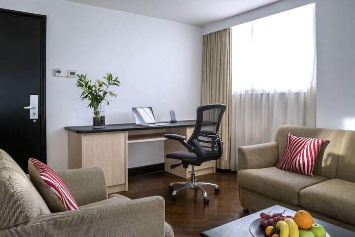 Room 47 of 95
