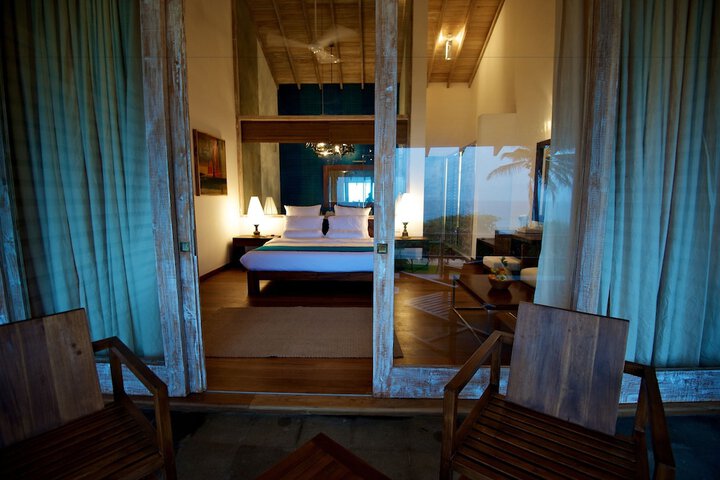 Room 8 of 28