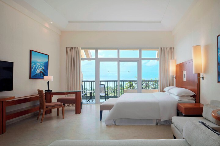 Room 25 of 148