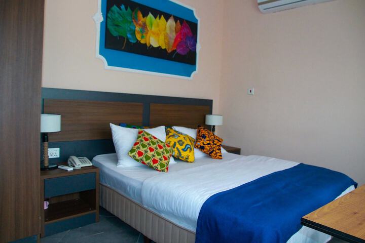 Room 15 of 41