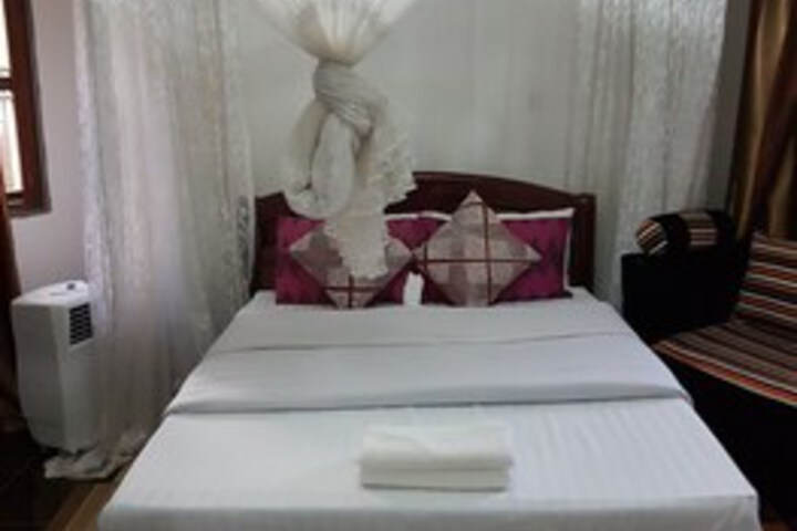 Room 27 of 32