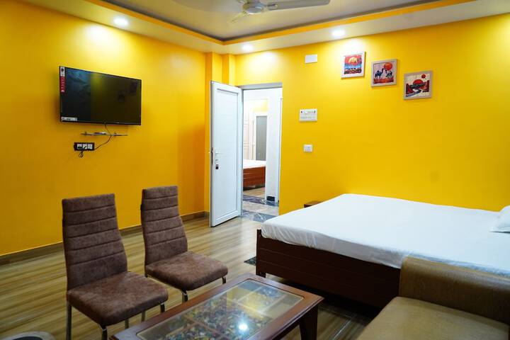 Room 9 of 17