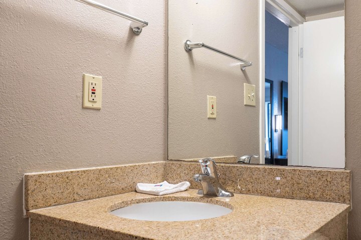 Clean Restrooms