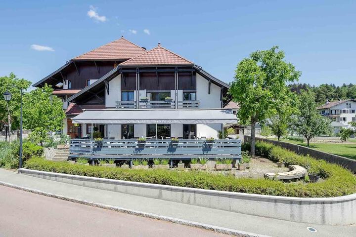Logis Hôtel Annecy Nord /  Argonay in Argonay