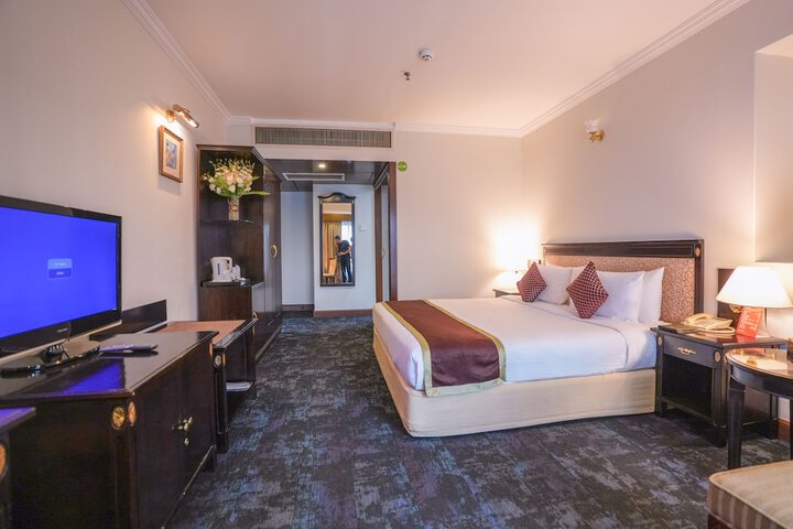 Room 48 of 258