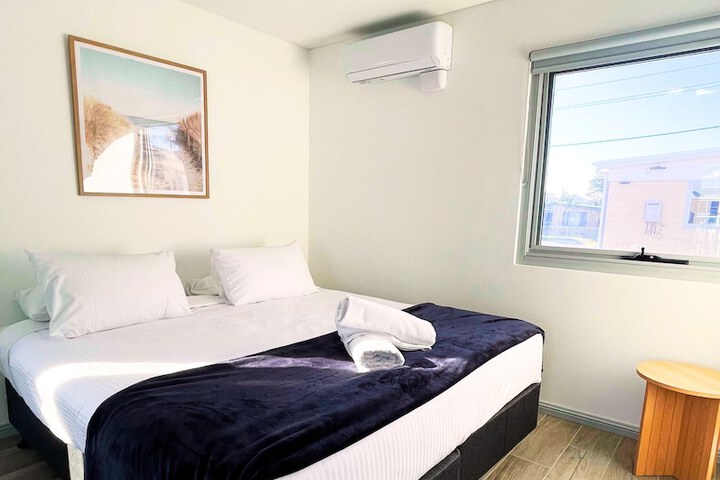 Room 2 of 47