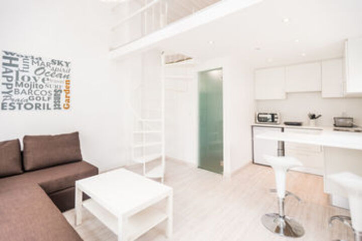 Room 49 of 53