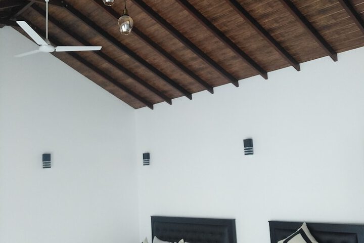 Room 15 of 24