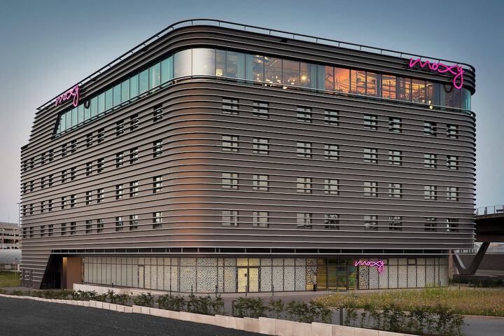 Exterior of Moxy Cologne-Bonn Airport