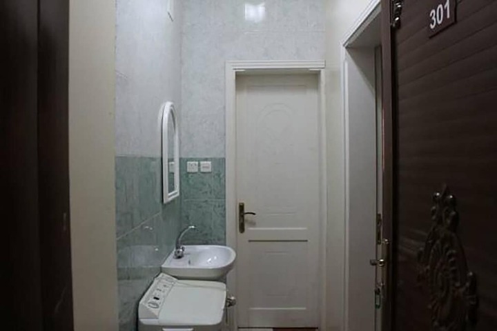 Photo 9